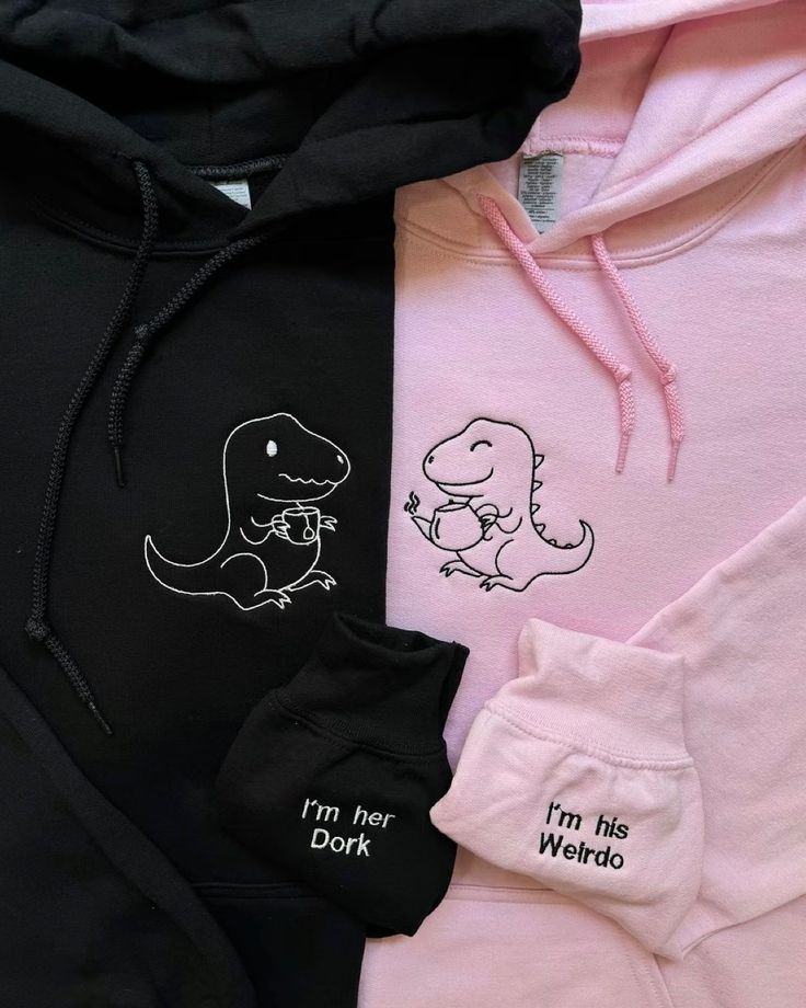 Custom Couple Hoodies – Unique Designs for You and Your Loved One